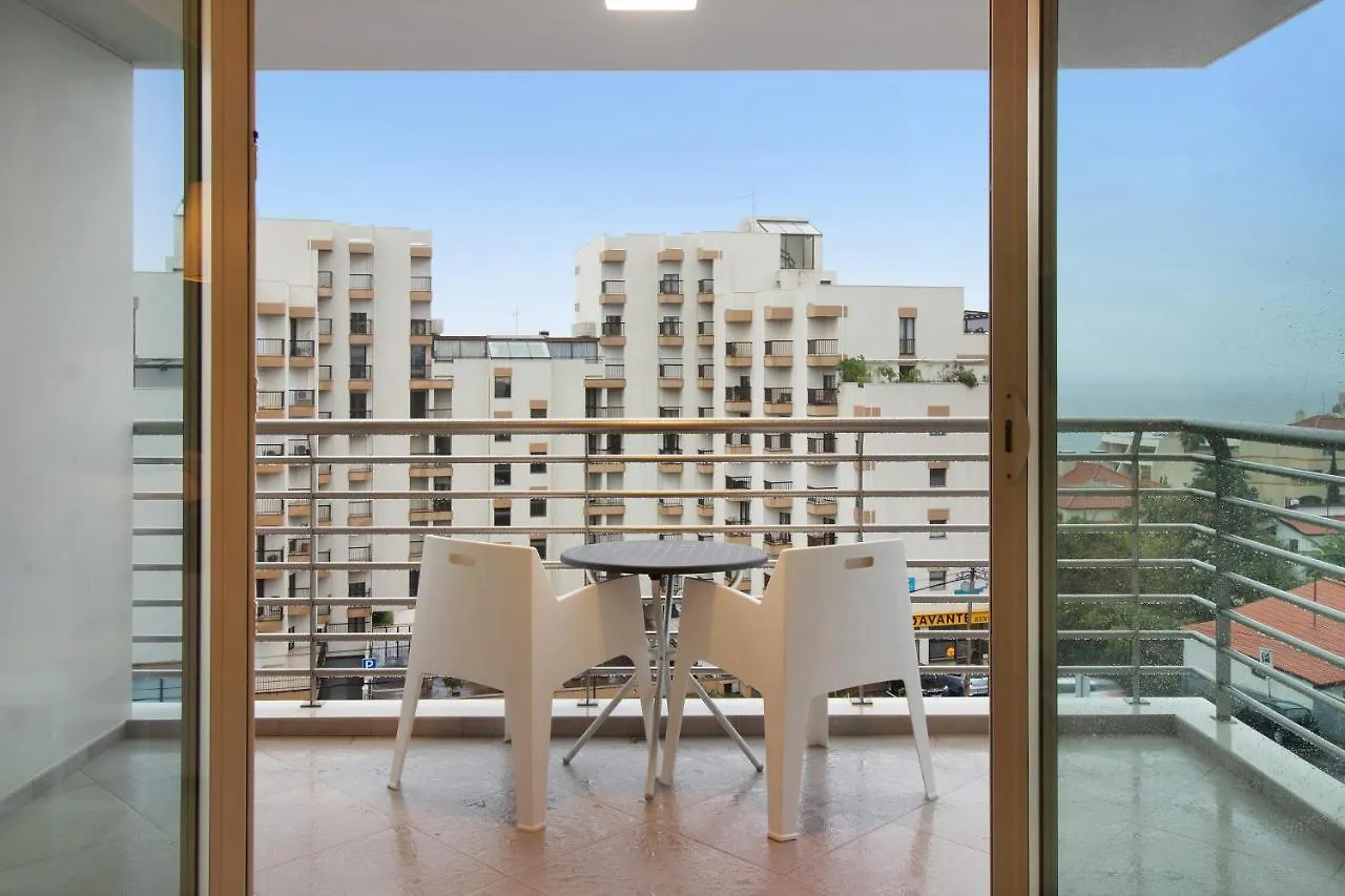 Apartament Dfm Happy Days B - Funchal  Funchal (Madeira)